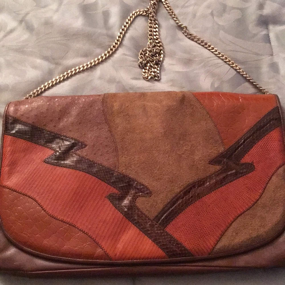 New leather & suede wide clutch with gold chain